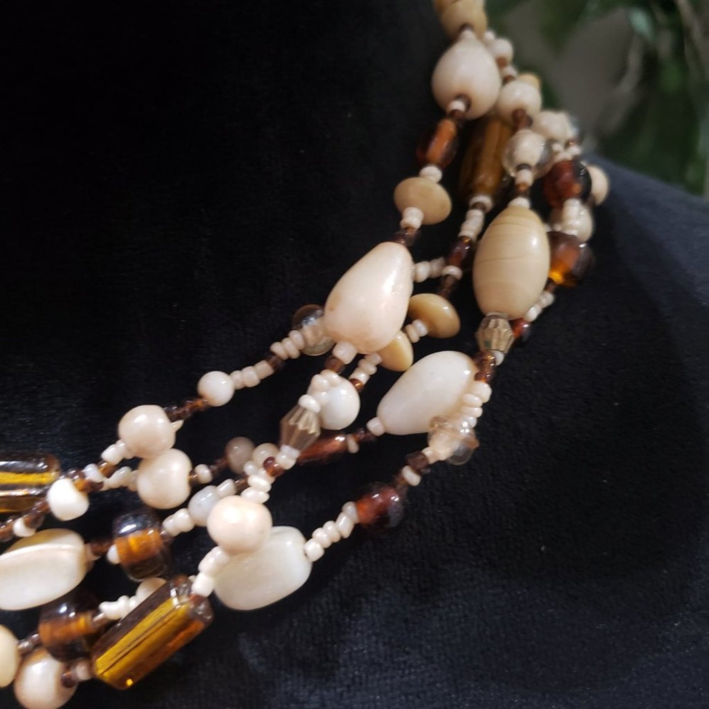 Womens Fashion Multi Layered Abalone Shell Choker Necklace Beaded w/ Lobster Cla