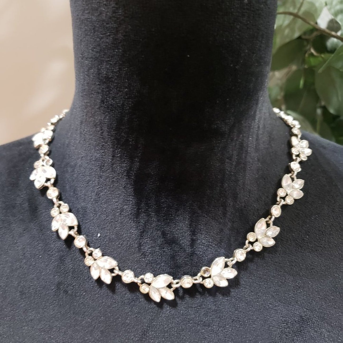 Womens Fashion Faceted Rhinestone Charm Beads Floral Choker Necklace w/ Lobster