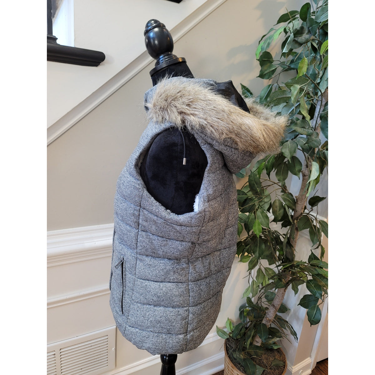 Banana Republic Puffer Vest Women's Small Gray Quilted Fleece Lined Front Zipper