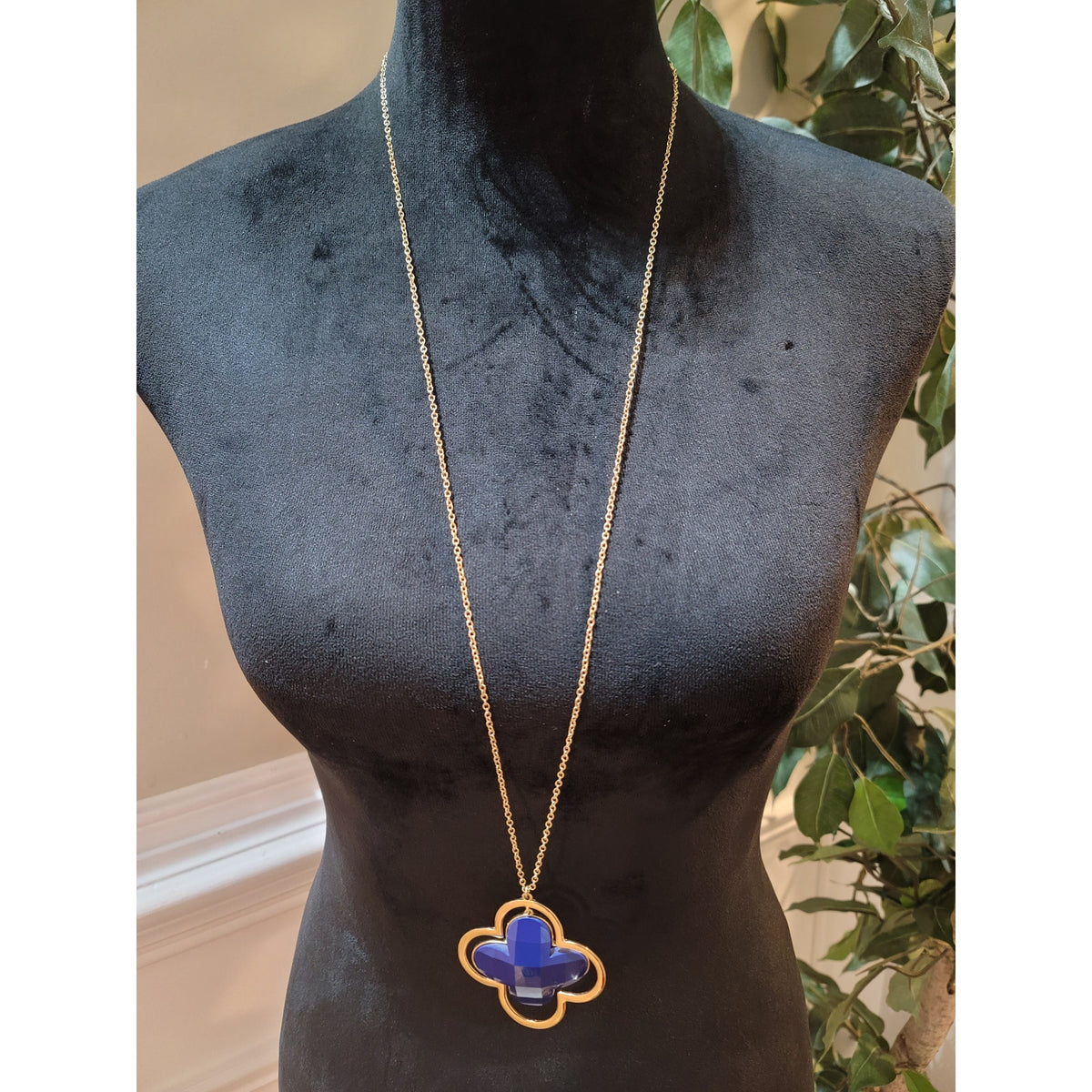 Women's Long Gold Chain Necklace Blue Clover Pendant With Lobster Clasp Lock