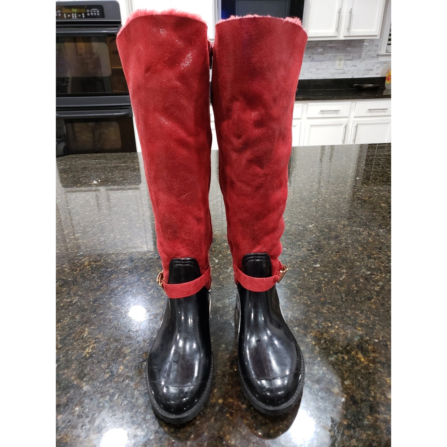 Womens Boots Size 8 Black & Red Patent Leather Comfort Buckle Round Toe Side Zip
