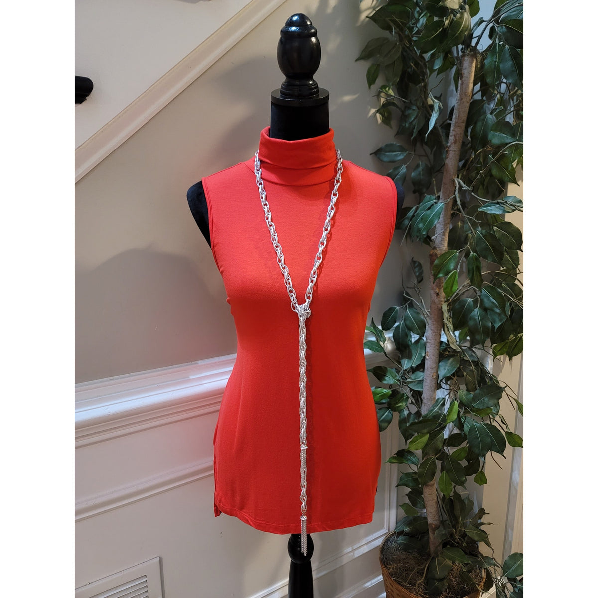 Vince Camuto Blouse Women's Size Small Red Rayon Mock Neck Party Cocktail