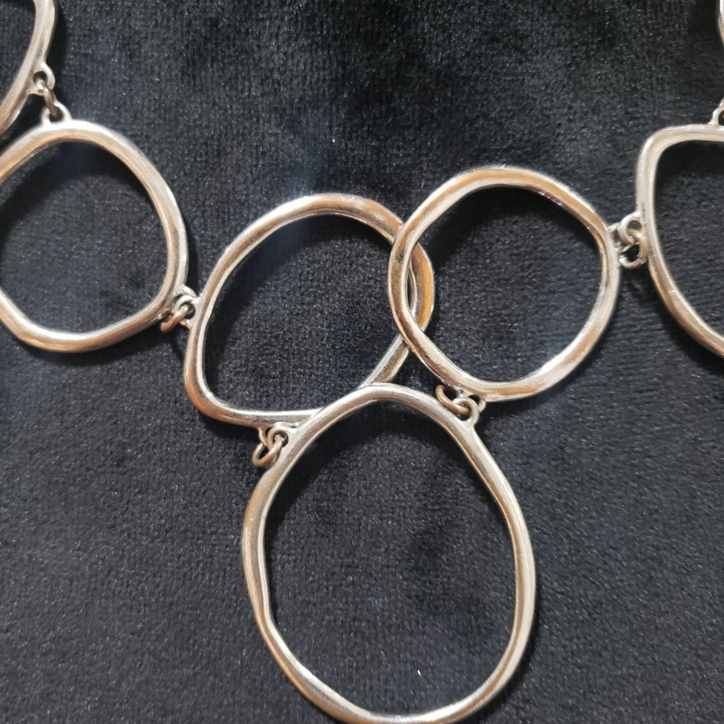 Womens Fashion Gold Tone Multi Circles Hoops Connected Chain Statement Necklace