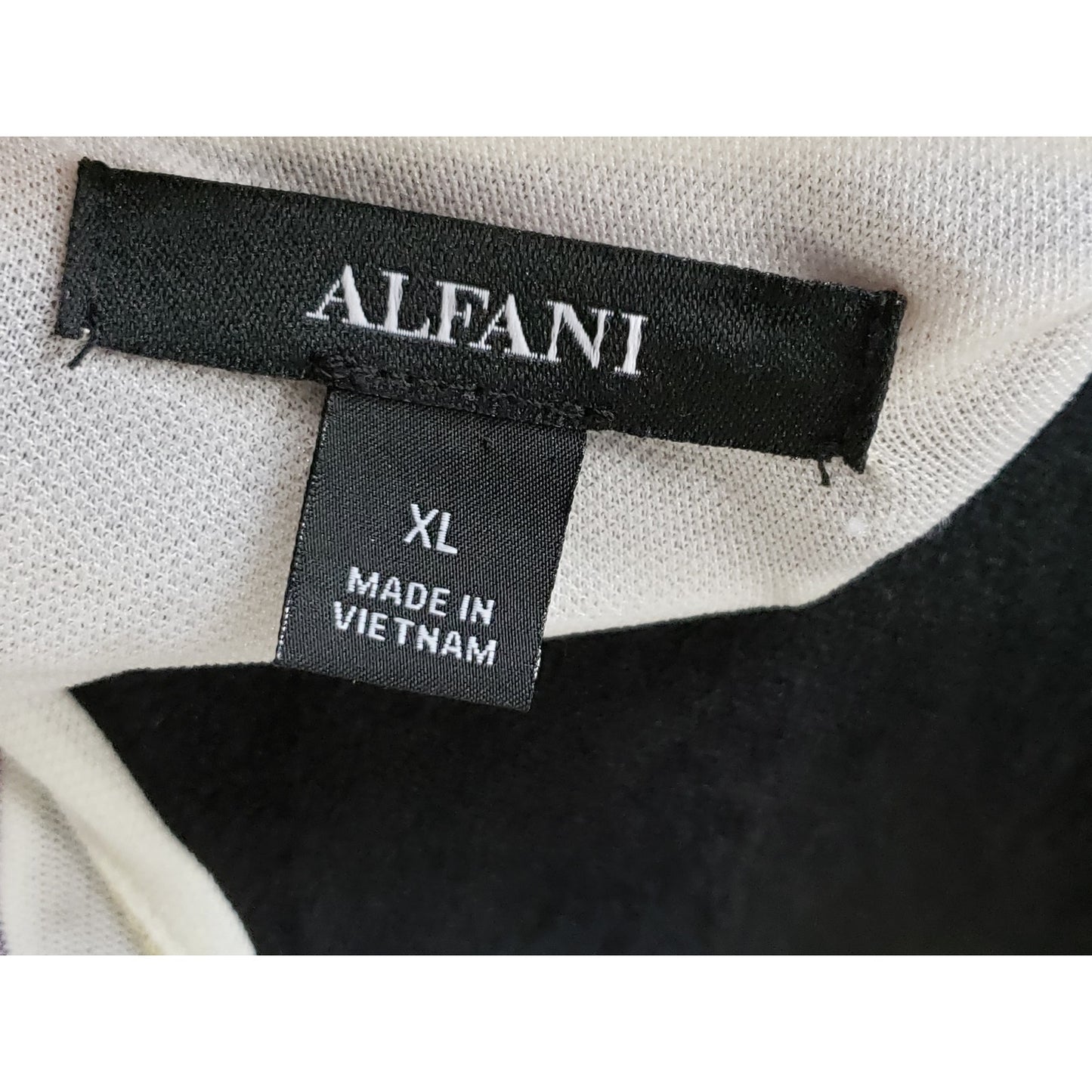 Alfani Top Blouse Women's Size XL White & Purple Striped Long Sleeve Round Neck