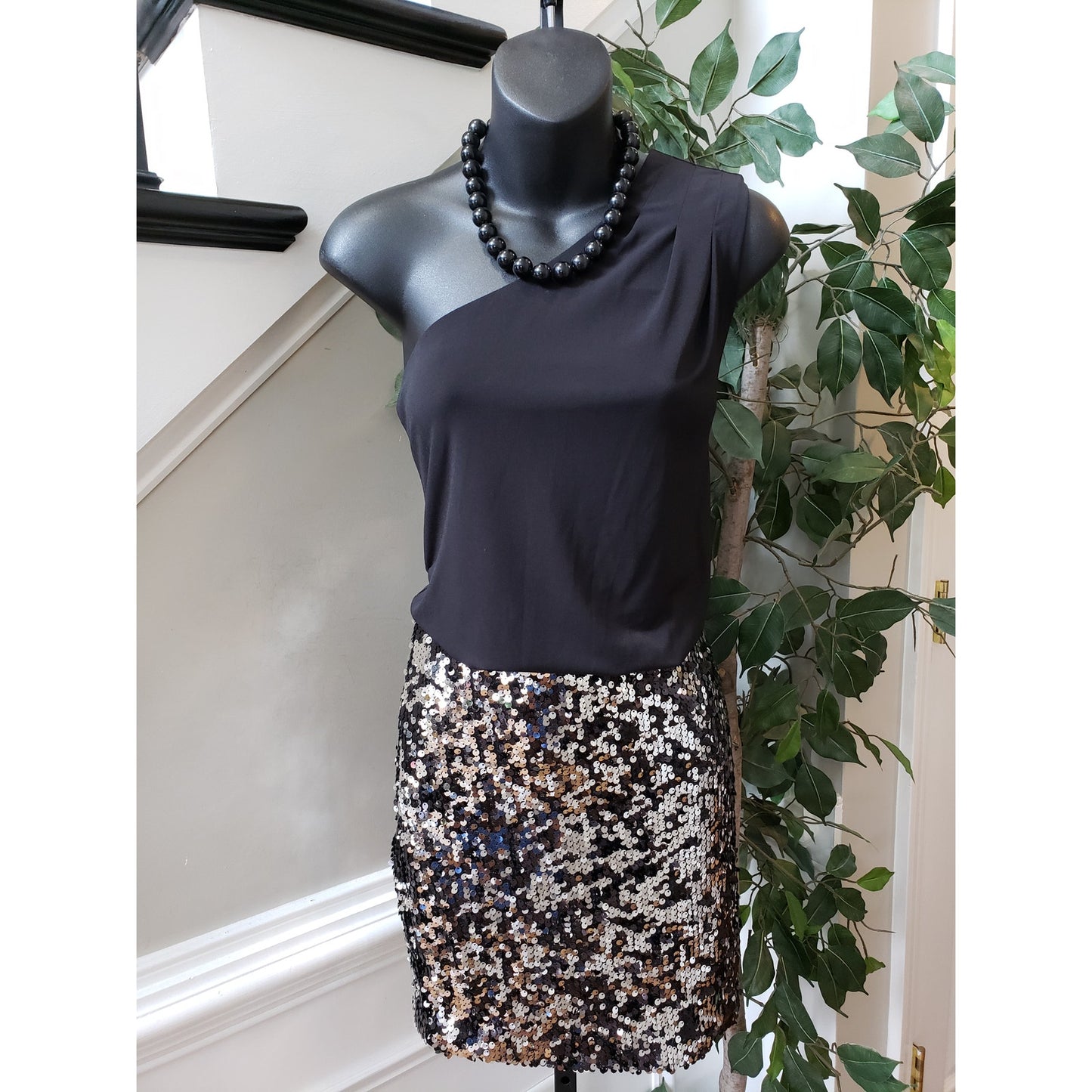 Way-In Clothing Co. Party Dress Womens Small Black Silver Sequins One Shoulder