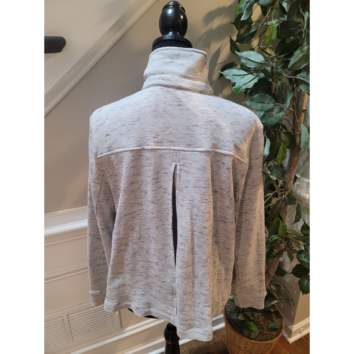 Cabi Sweatshirt Jacket Women's Large Gray Flecked Asymmetrical Zip Button Front