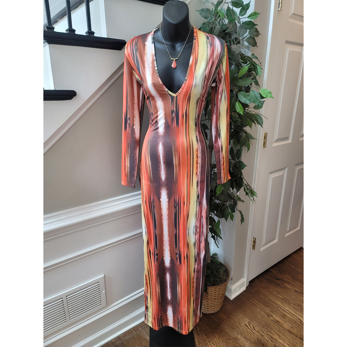 Maxi Dress Women's Size Large Multicolor Polyester Tie & Diye Long Sleeves