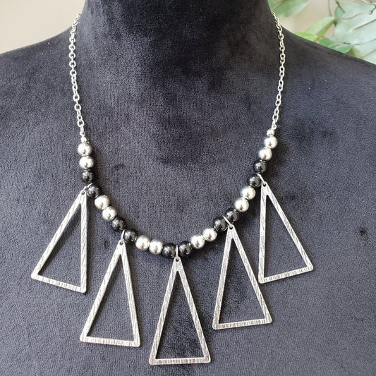 Womens Fashion Silver Tone 5 Triangle Charm Beaded Necklace with Lobster Clasp