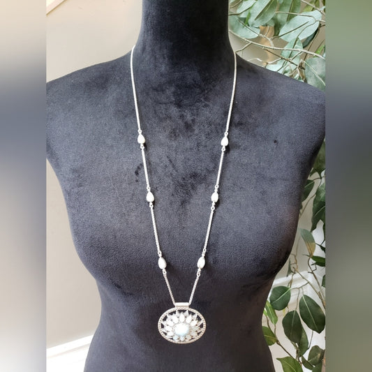 Womens Silver Plated White Faceted Acrylic Round Pendant Necklace with Lobster