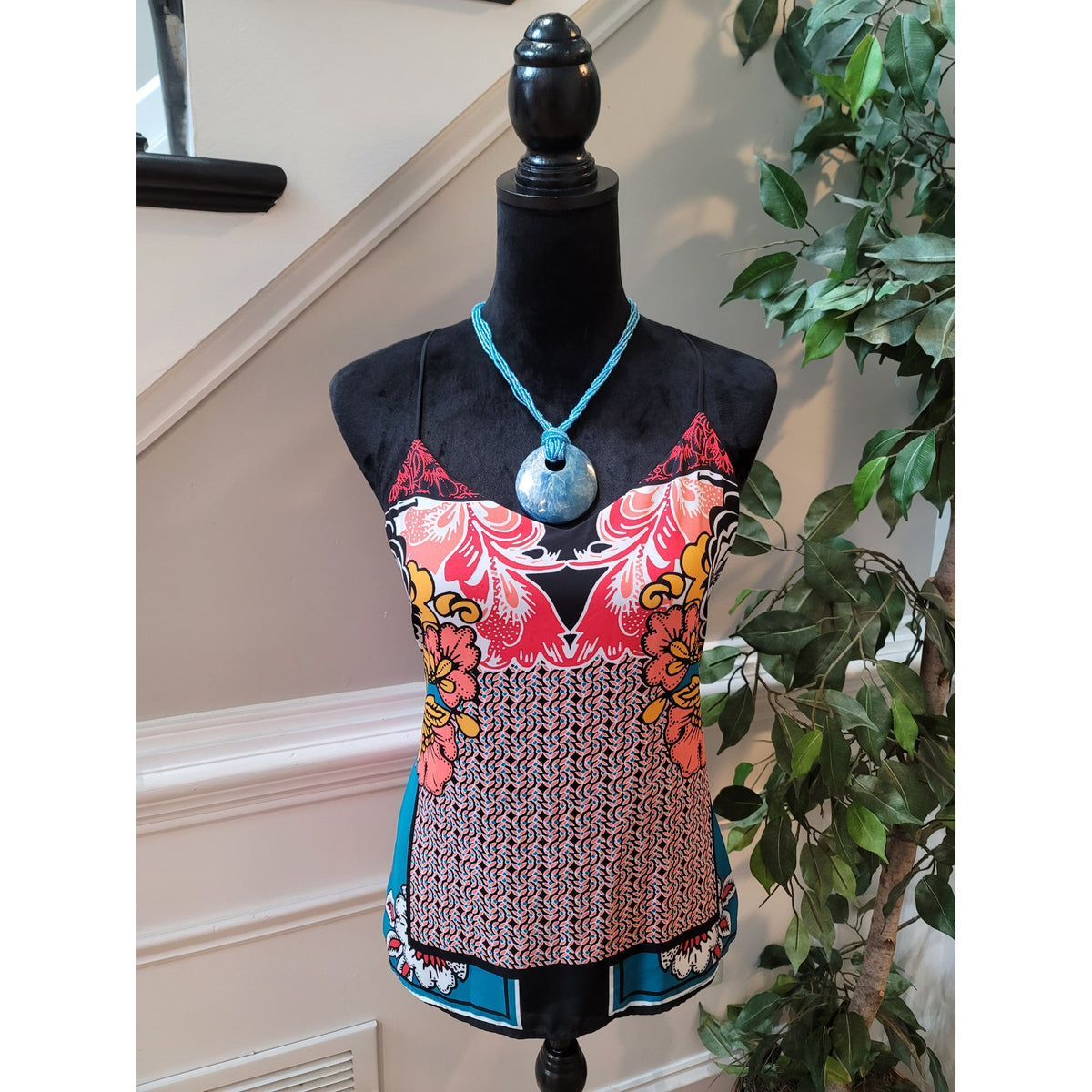Express Tank Top Women's Medium Multicolor Paisley Sleeveless Keyhole Blouse