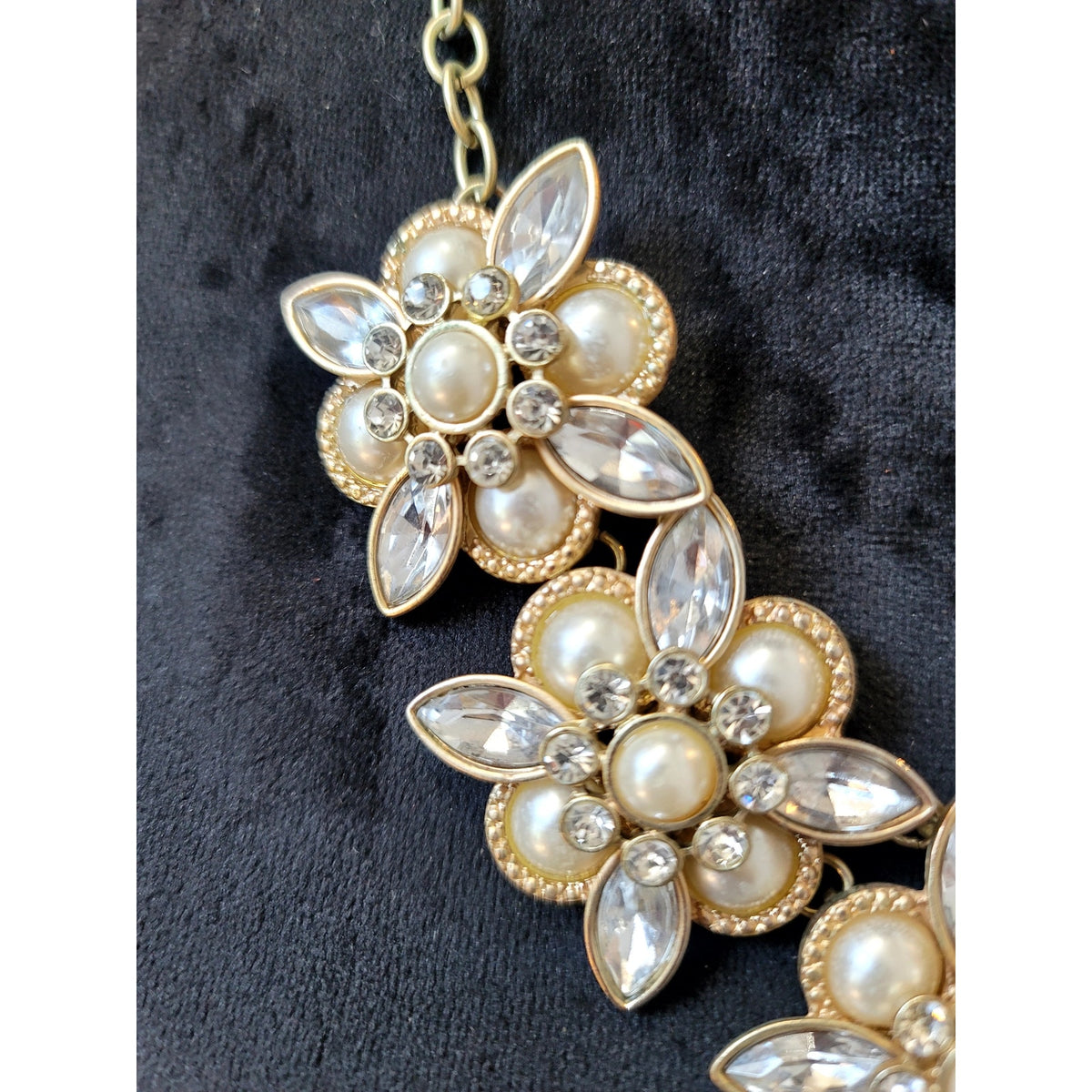 Vintage Gold Tone Faux Pearl Rhinestone Floral Statement Bib Necklace Bridal