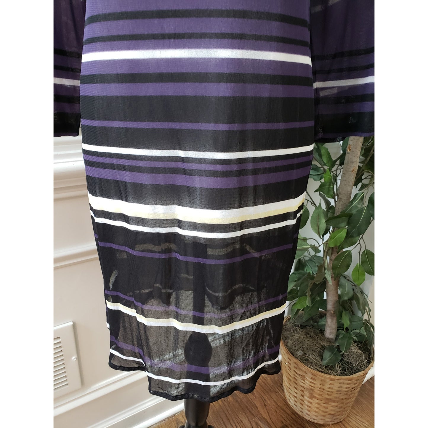 Alfani Top Blouse Women's Size XL White & Purple Striped Long Sleeve Round Neck