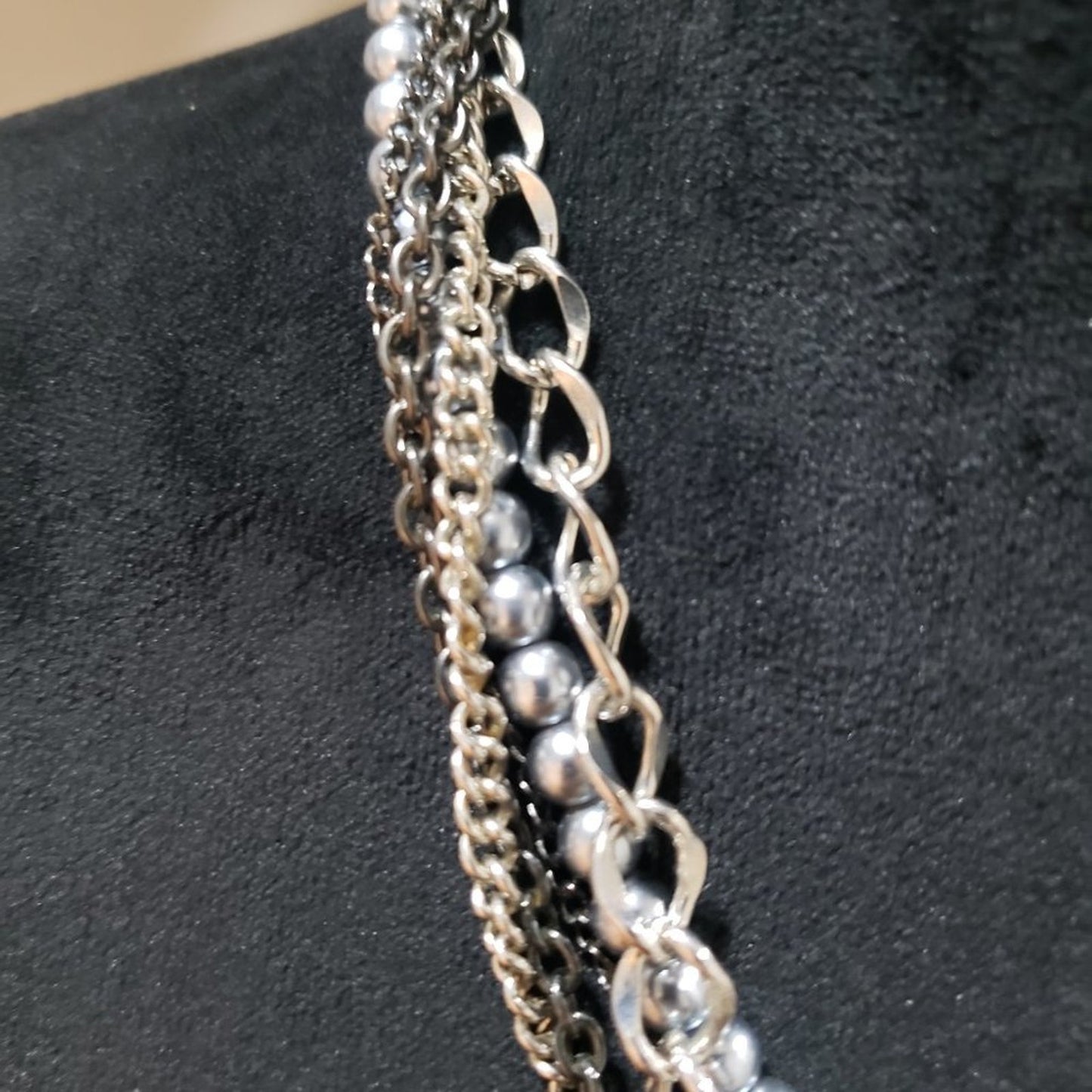 Womens Fashion Multi-Layered Silver Tone Chain Collar Necklace w/ Lobster Clasp