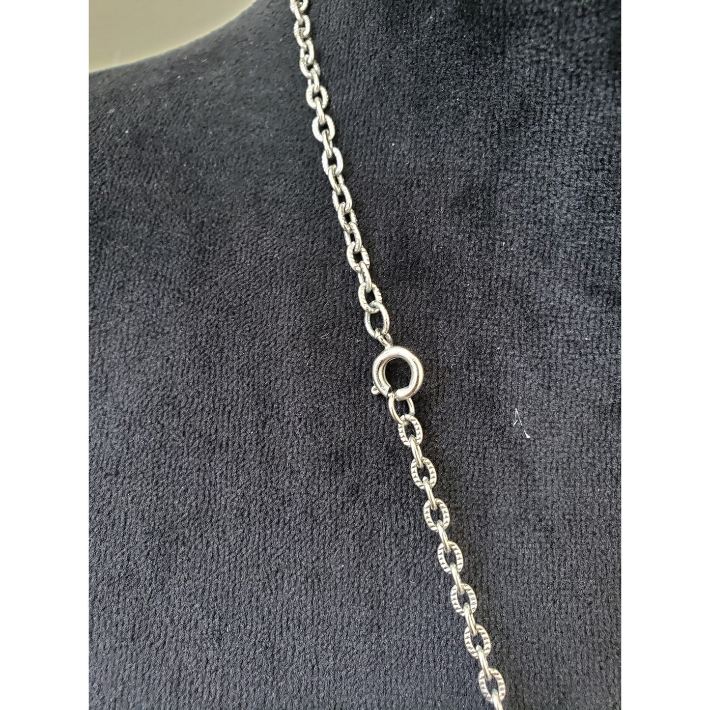 Women Fashion Silver Tone Abstract Large Bird in Flight Pendant Necklace Jewelry