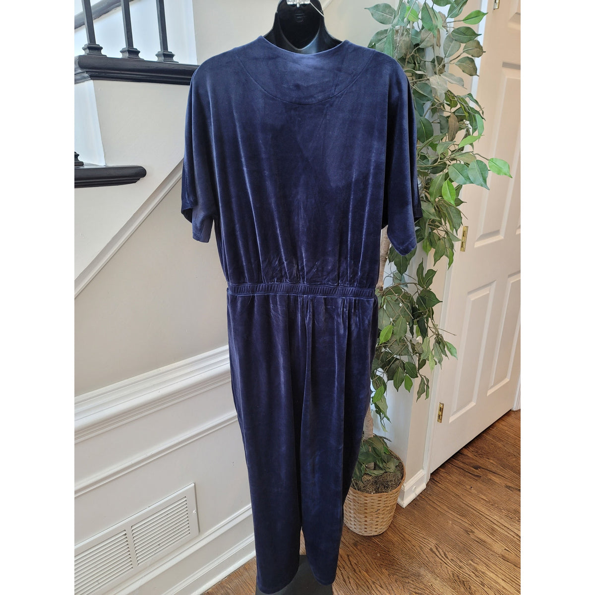 Anthropologie Saturday Sunday Jumpsuit Women’s Size Medium Navy Short Sleeves