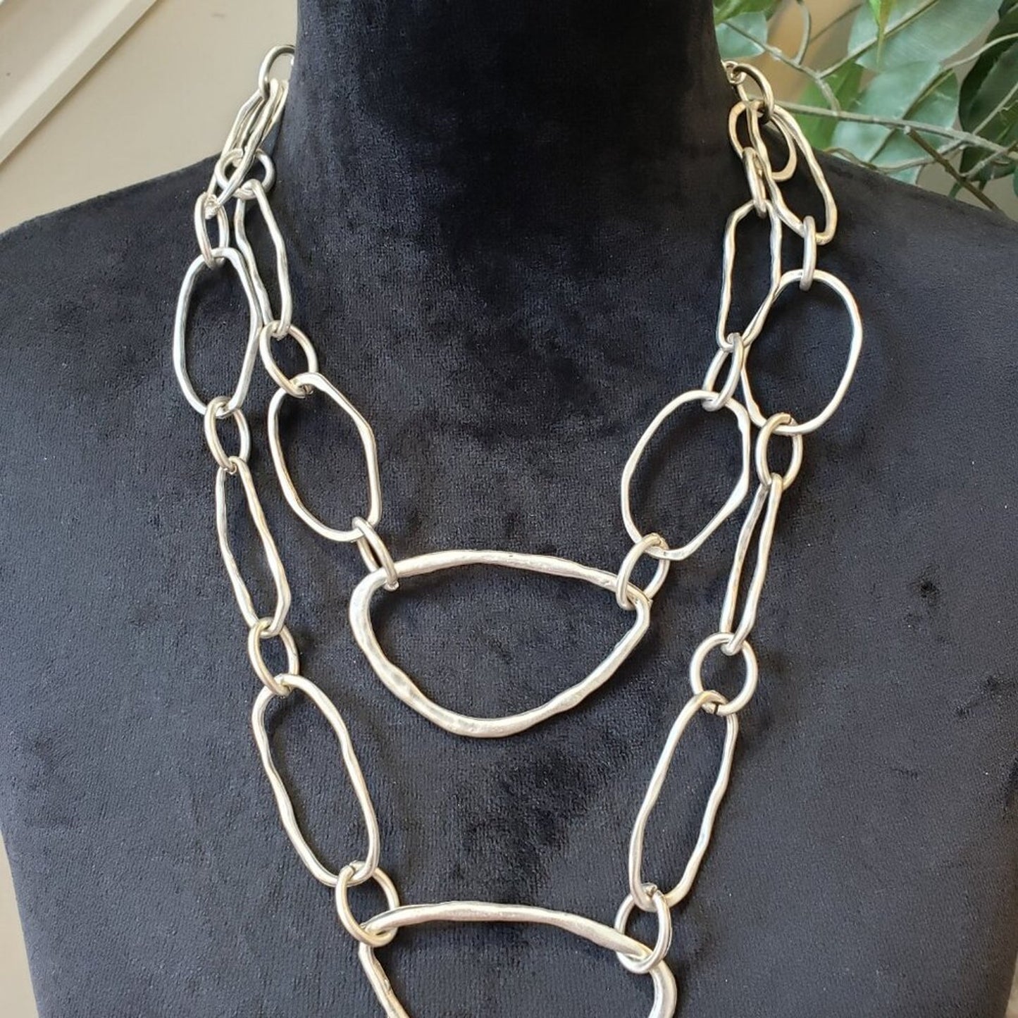 Womens Silver Tone Modernist BUBBLE UP Big Hammered Necklace with Lobster Clasp