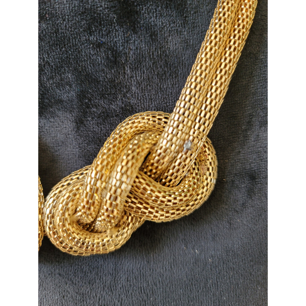 Women's Gold Mesh Knot Statement Necklace With Lobster Clasp Elegant Jewelry