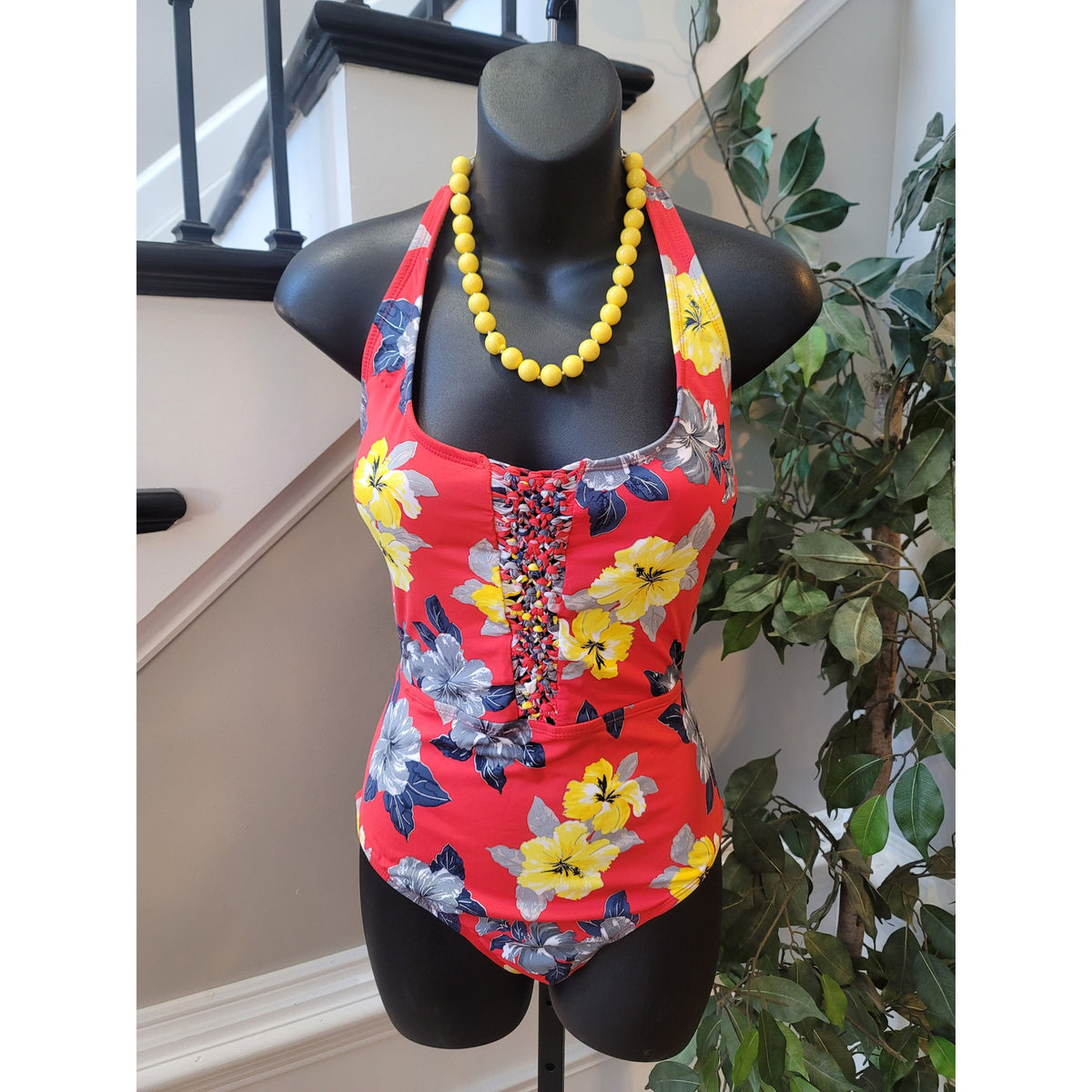 Ambrielle Swimsuit Women's Large Red Floral Padded Bra Halter Neck Open Back