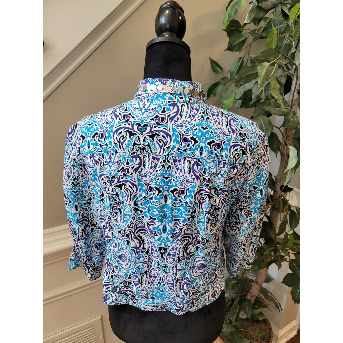 Ruby Rd. Cropped Jacket Womens SZ 10P Blue/White Paisley Button Front 3/4 Sleeve