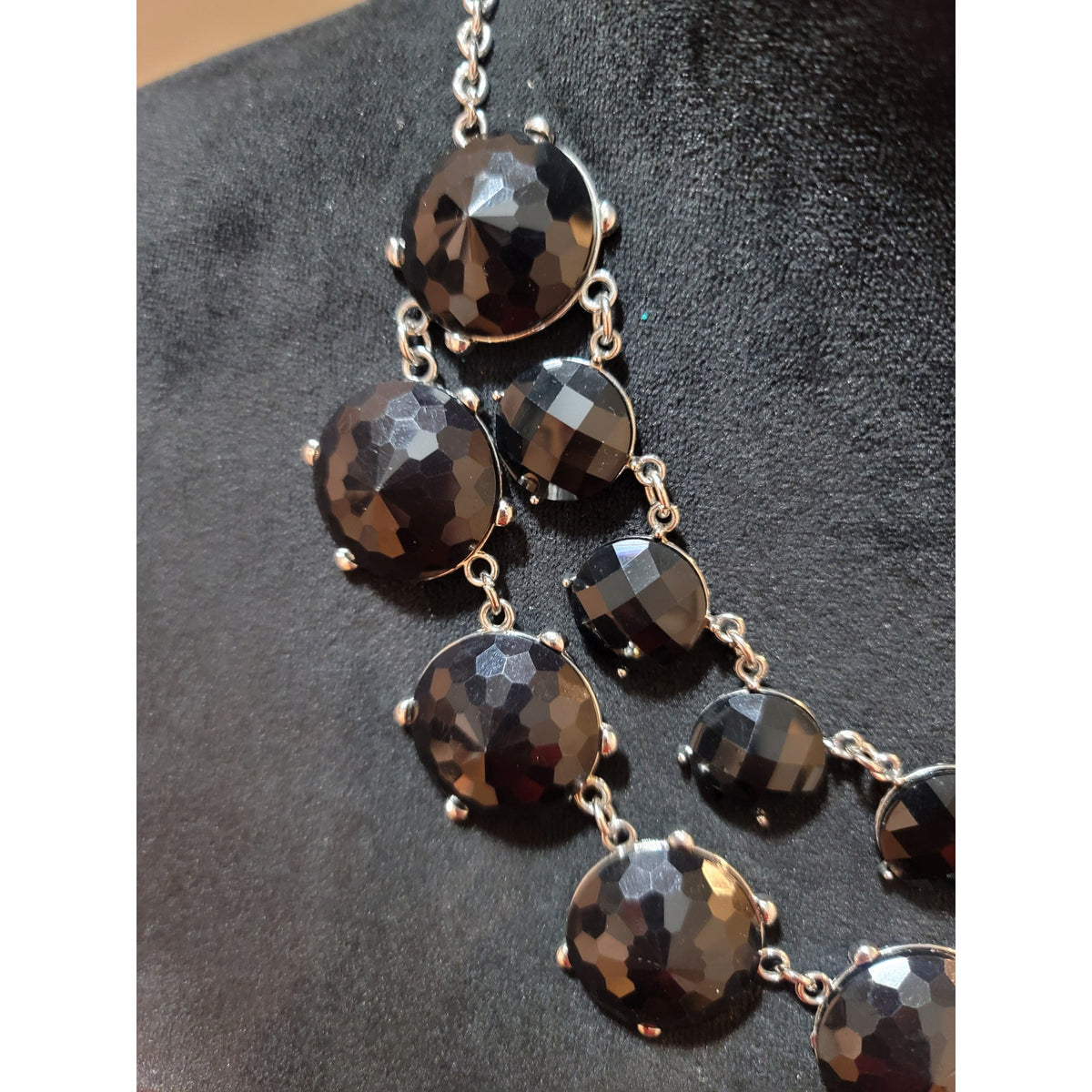 Charming Charlie Women's Black Faceted Bead Statement Necklace Lobster Claw Lock