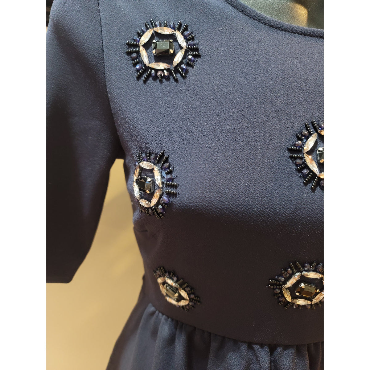 Ann Taylor Peplum Top XS Navy Embellished Short Sleeve Pullover Casual Party