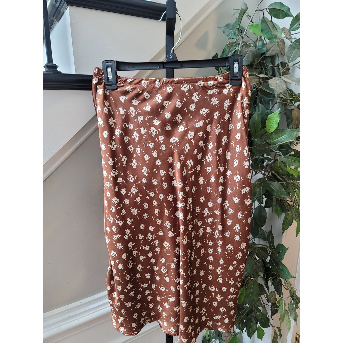 Sienna Sky A-Line Midi Skirt Women's Small Brown/Cream Floral Fully Lined