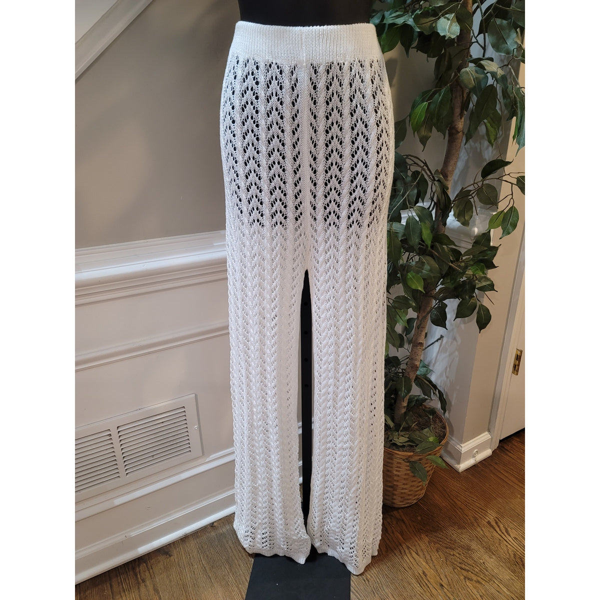 Crochet 2 Piece Set Women Medium White Cover Up Pant Halter Bikini Top Open Back