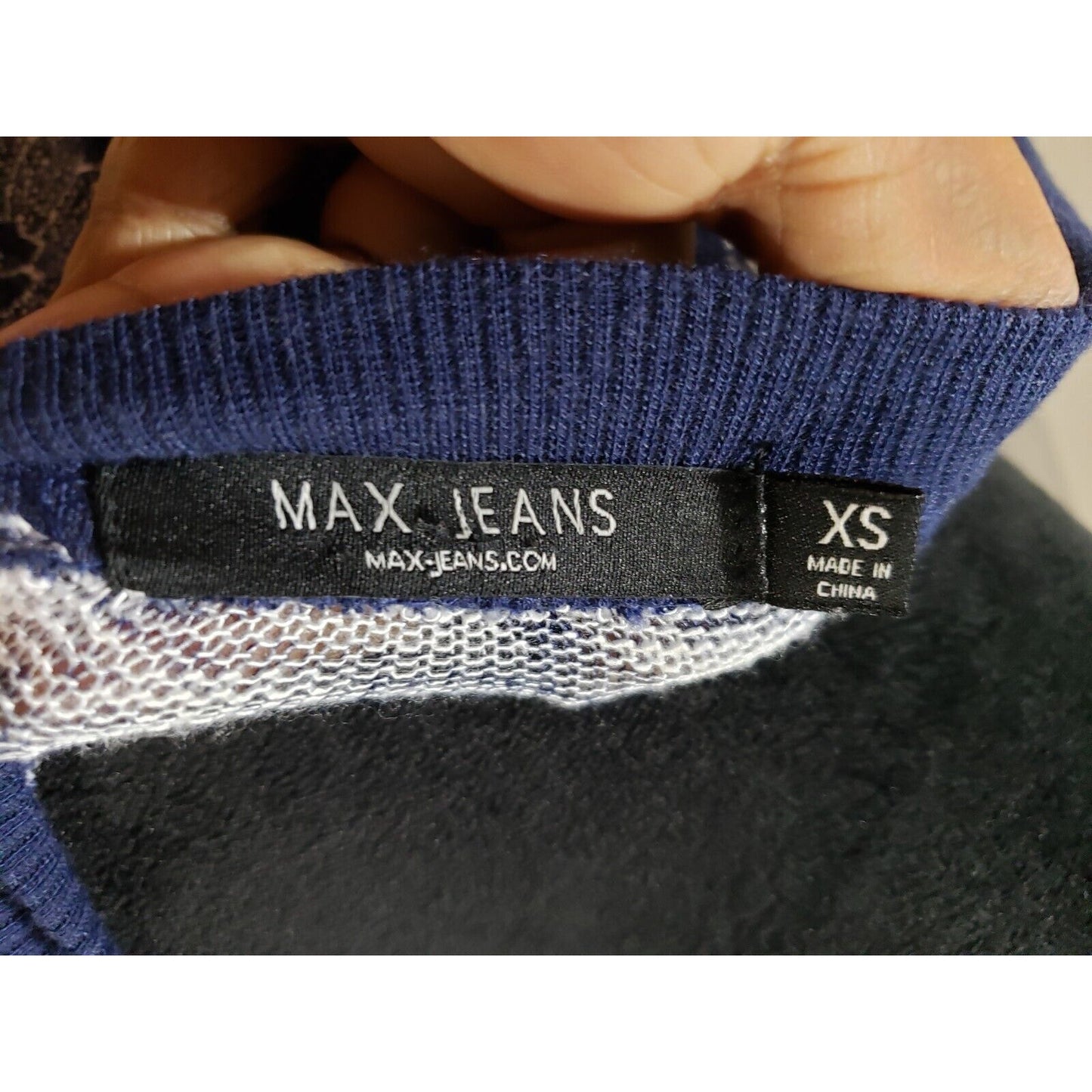 Max Jeans Women's Blue Floral Rayon Crew Neck Long Sleeve Sweater Size X-Small