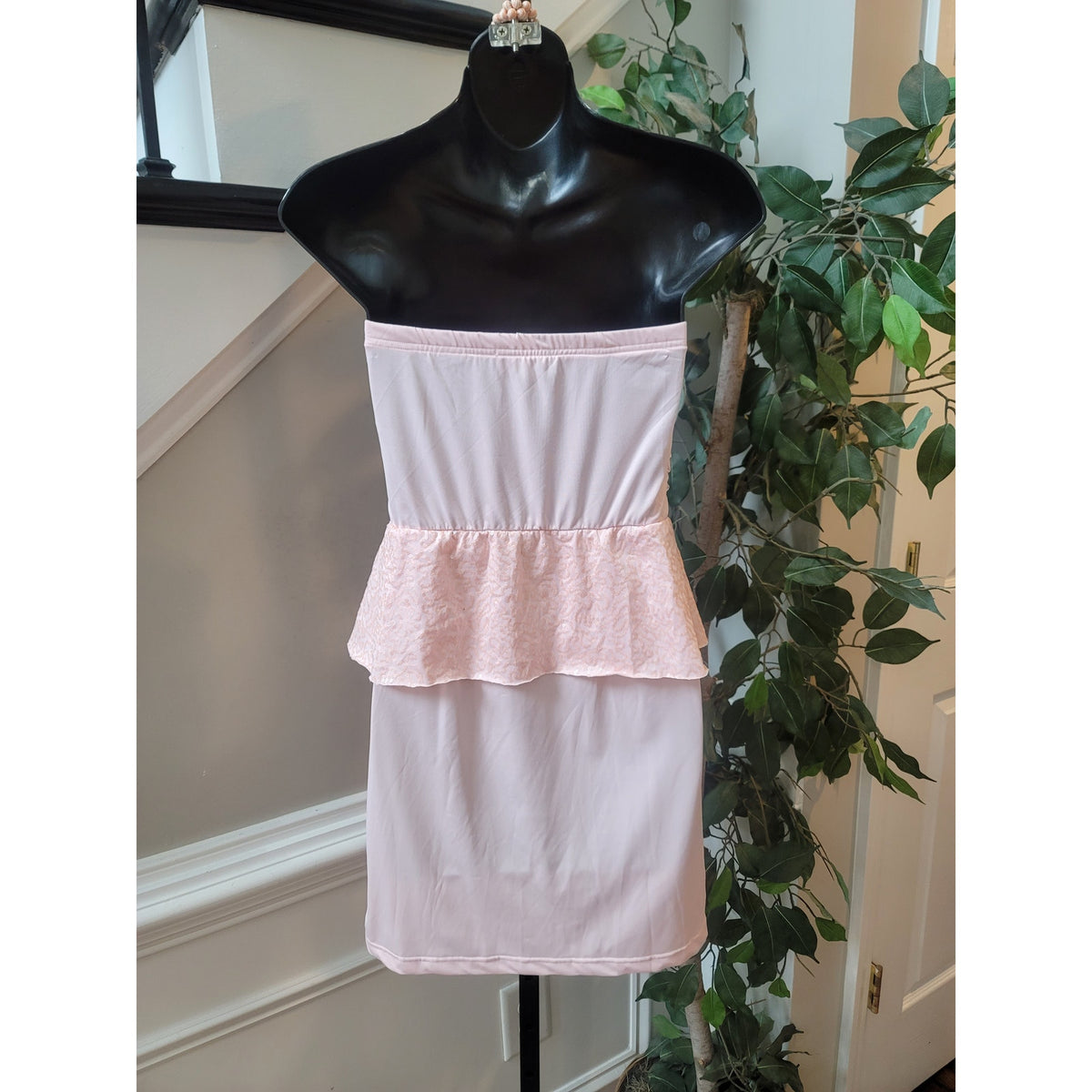 Dream Out Loud Strapless Peplum Dress Women's Medium Pink Ruched Bodycon