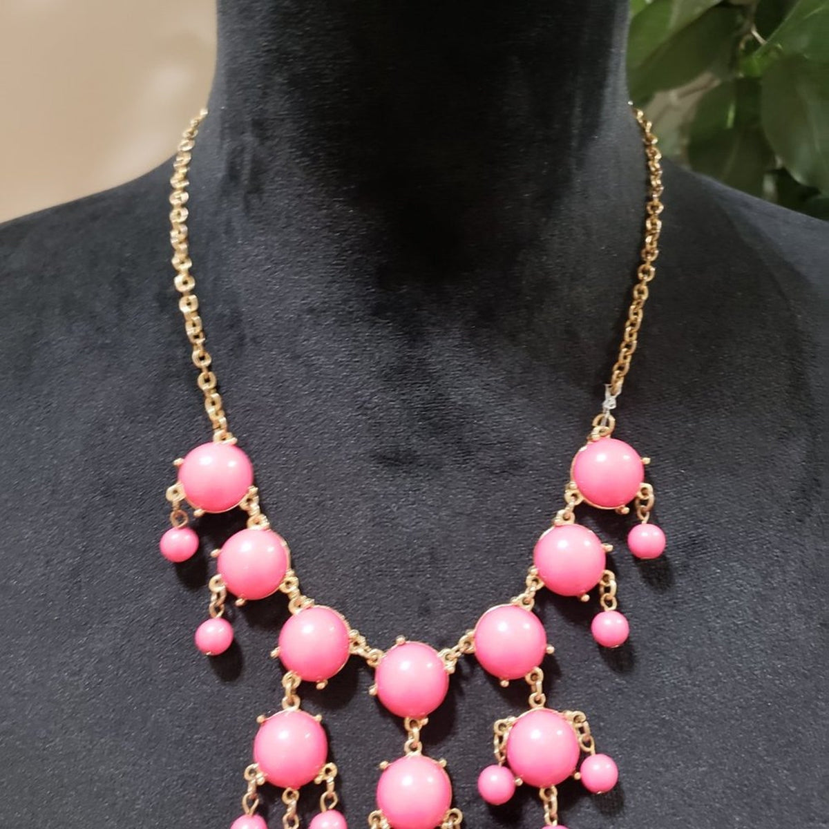 Womens Fashion Pink Color Gemstones Gold Tone Chain Statement Bib Necklace