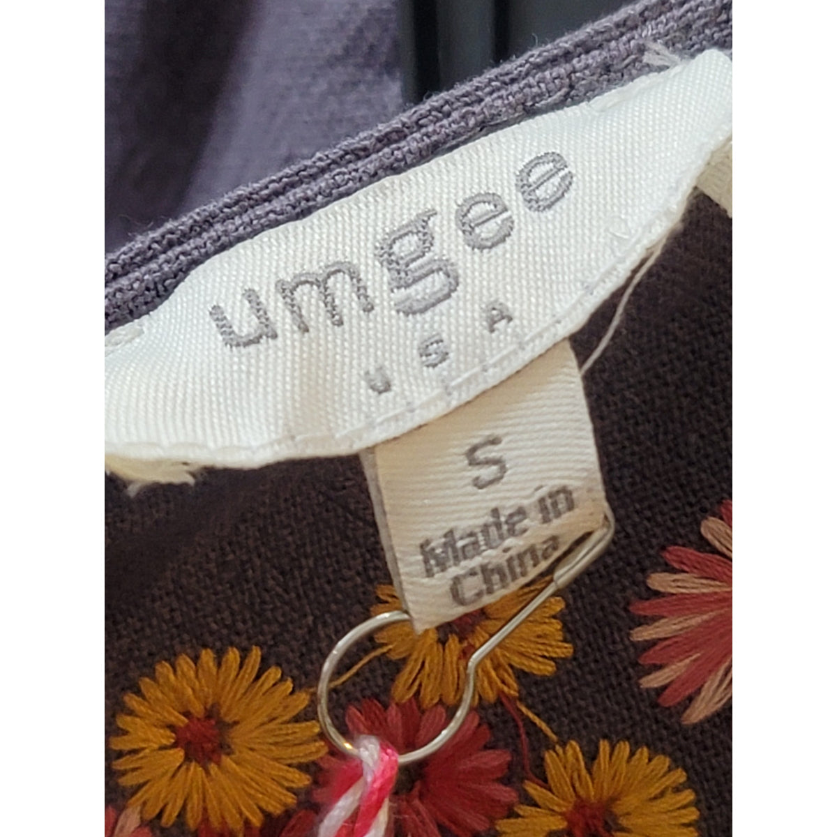 Umgee Mini Skirt Women's Small Gray Floral Embroidered Fully Lined Back Zipper