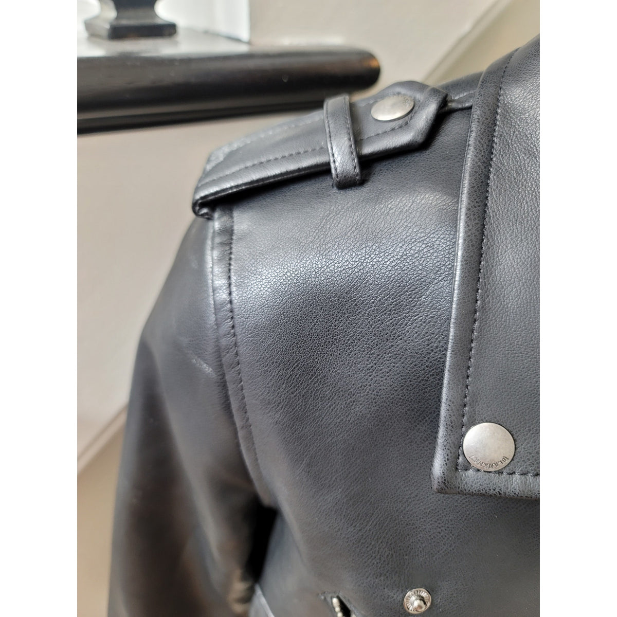 Blanknyc Belted Moto Jacket Men's Size M Black Leather Zippers Two Pockets