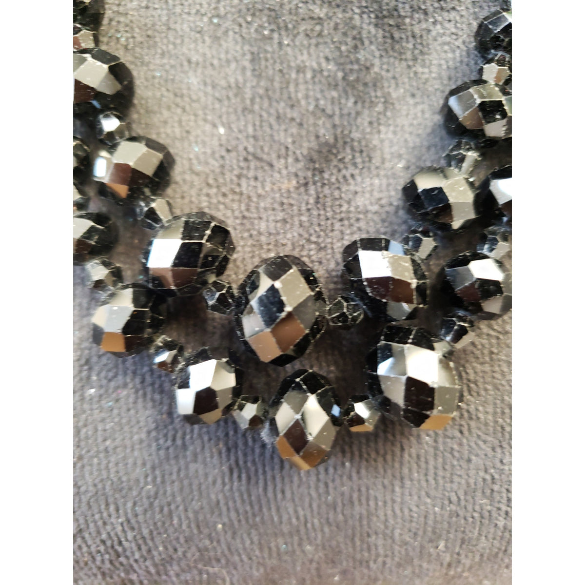 Womens Fashion Assorted Jet Black Faceted Ball Beaded Foldable Necklace Jewelry