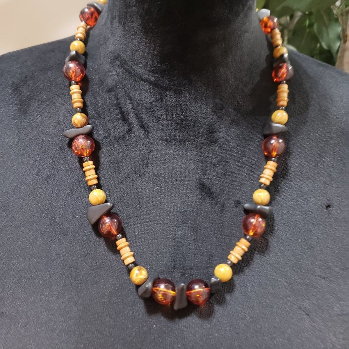 Womens Fashion Multicolor Rhinestones Beaded Collar Necklace with Lobster Clasp