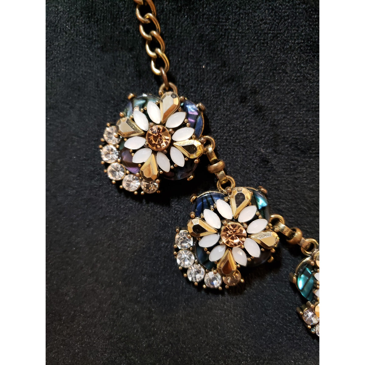 Womens Fashion Gold Tone Encrusted Crystal Acrylic Rhinestone Floral Necklace