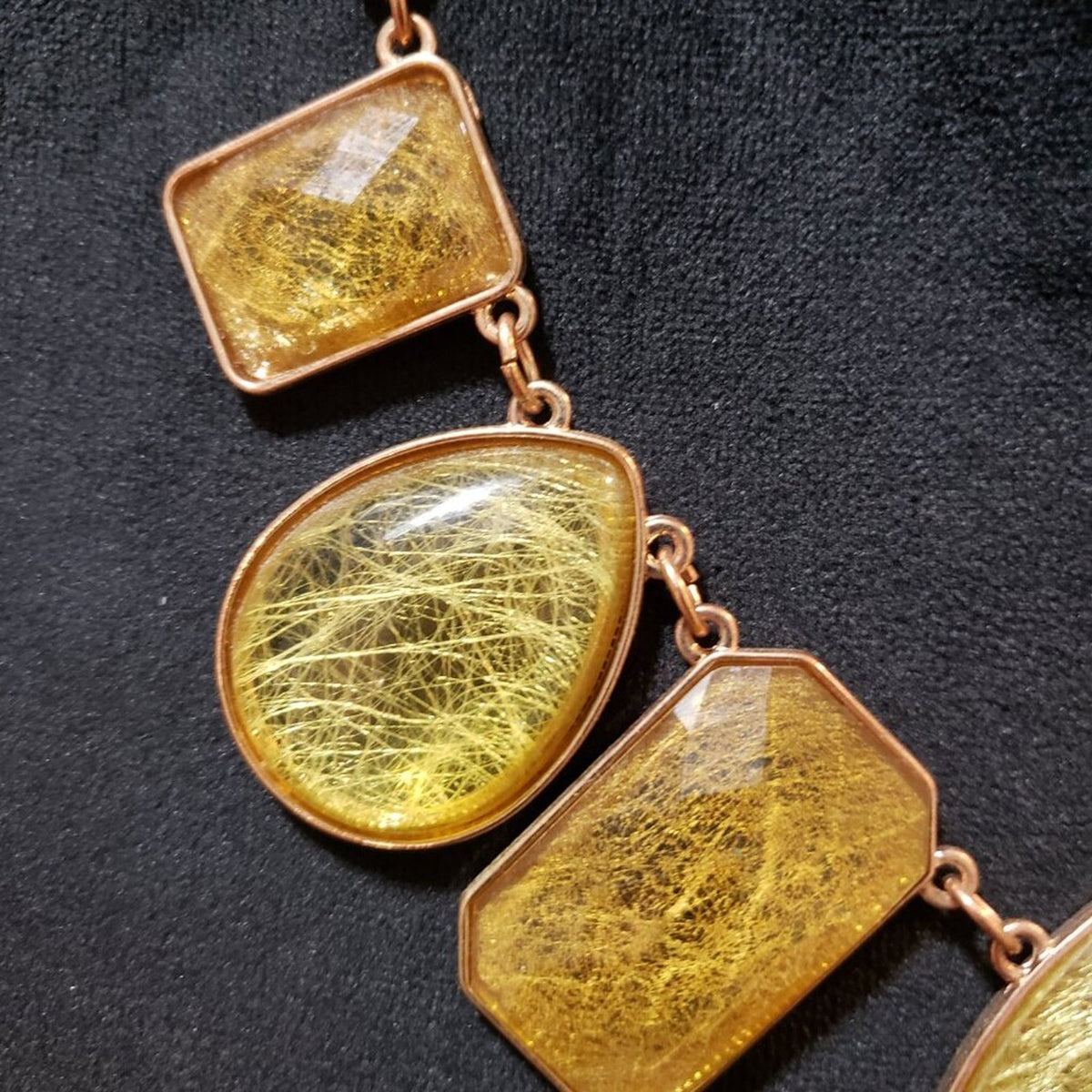 Womens Lucite Geometric Statement Gold Tone Chain Necklace with Lobster Clasp
