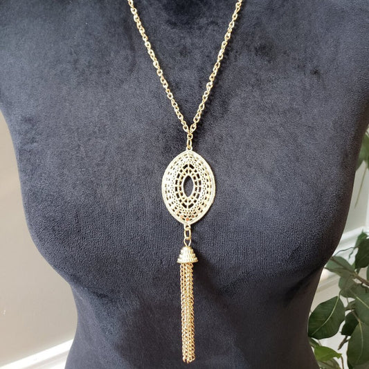 Womens Fashion Gold Tone Filigree Tassel Pendant Curb Chain Necklace Jewelry