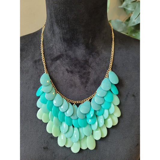 Women's Aqua Teardrops Statement Necklace With Gold Chain And Lobster Clasps
