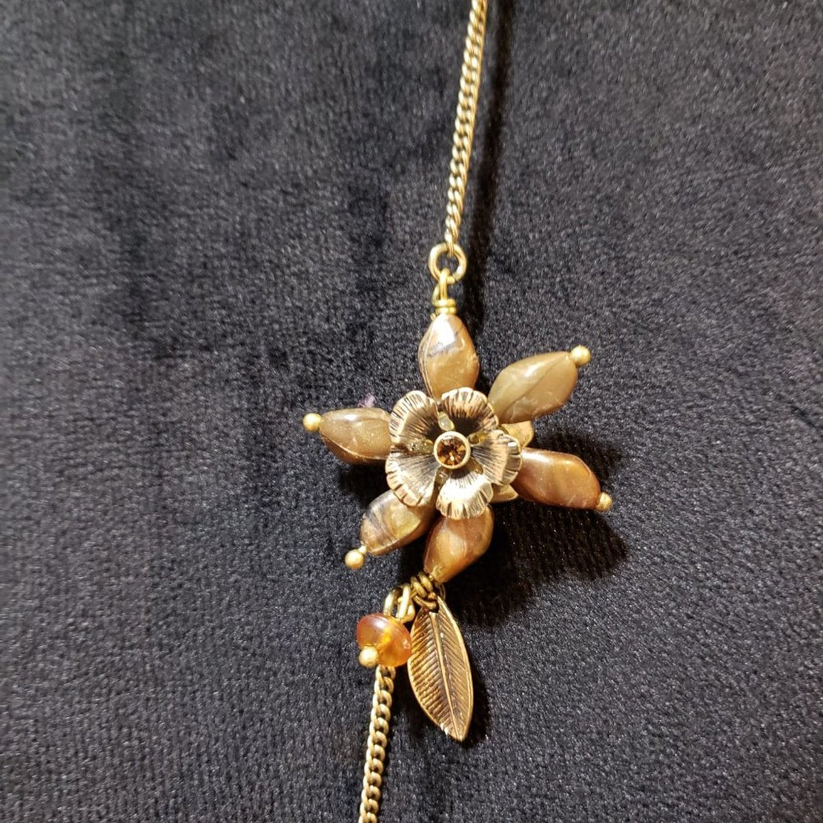 Bohm Women Fashion Gold Tone Flower Drop Pendant Collar Necklace w/Lobster Clasp