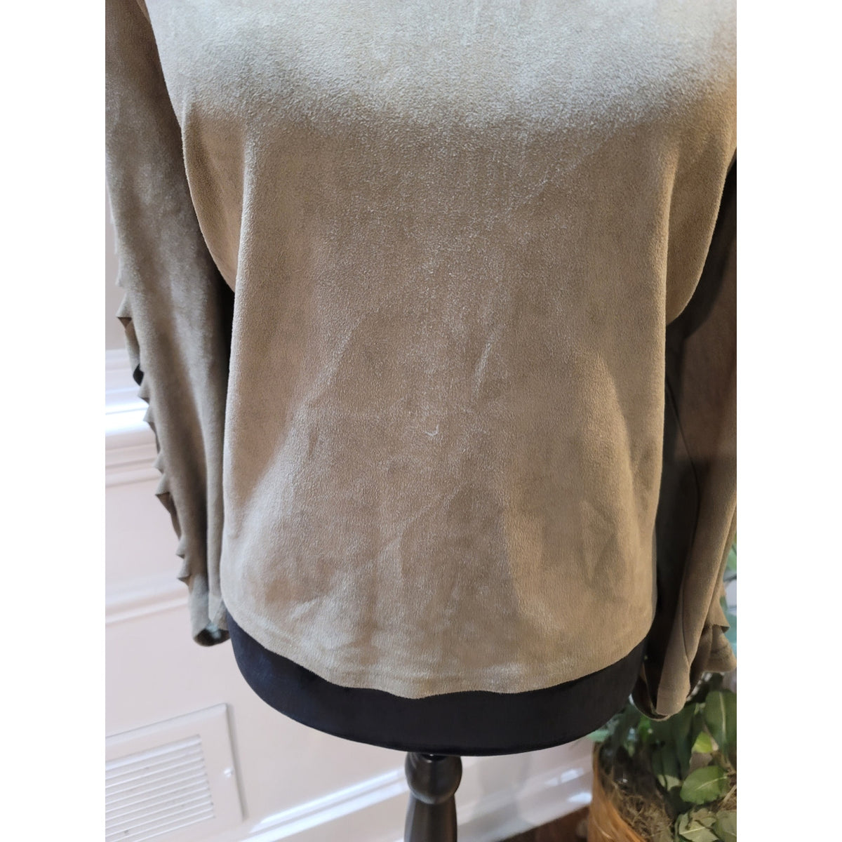 Fashion to Figure Blouse Women's 2X Olive Green Suede Scoop Cut-Out Full Sleeve