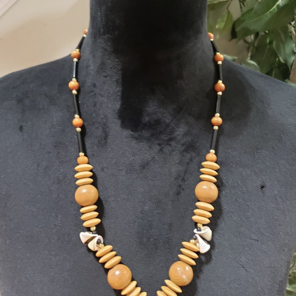 Womens Fashion Minimal Boho Chic Bakelite Beaded Long Necklace w/ Lobster Clasp