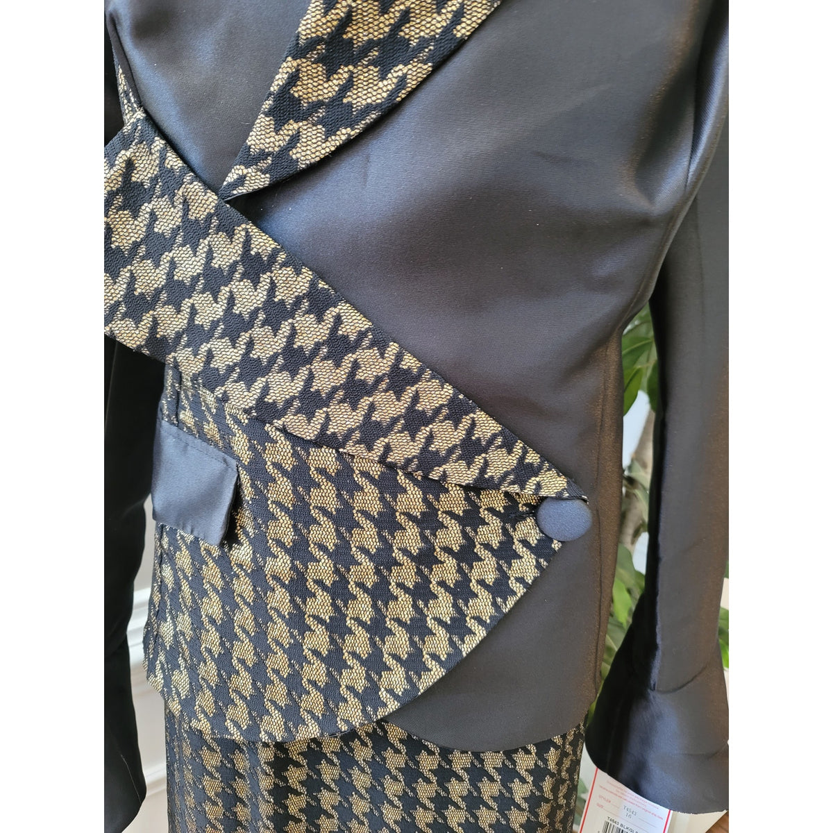 EY Boutique Skirt Suit Women's SZ 16 Black/Tan Houndstooth Fully Lined Fold Cuff