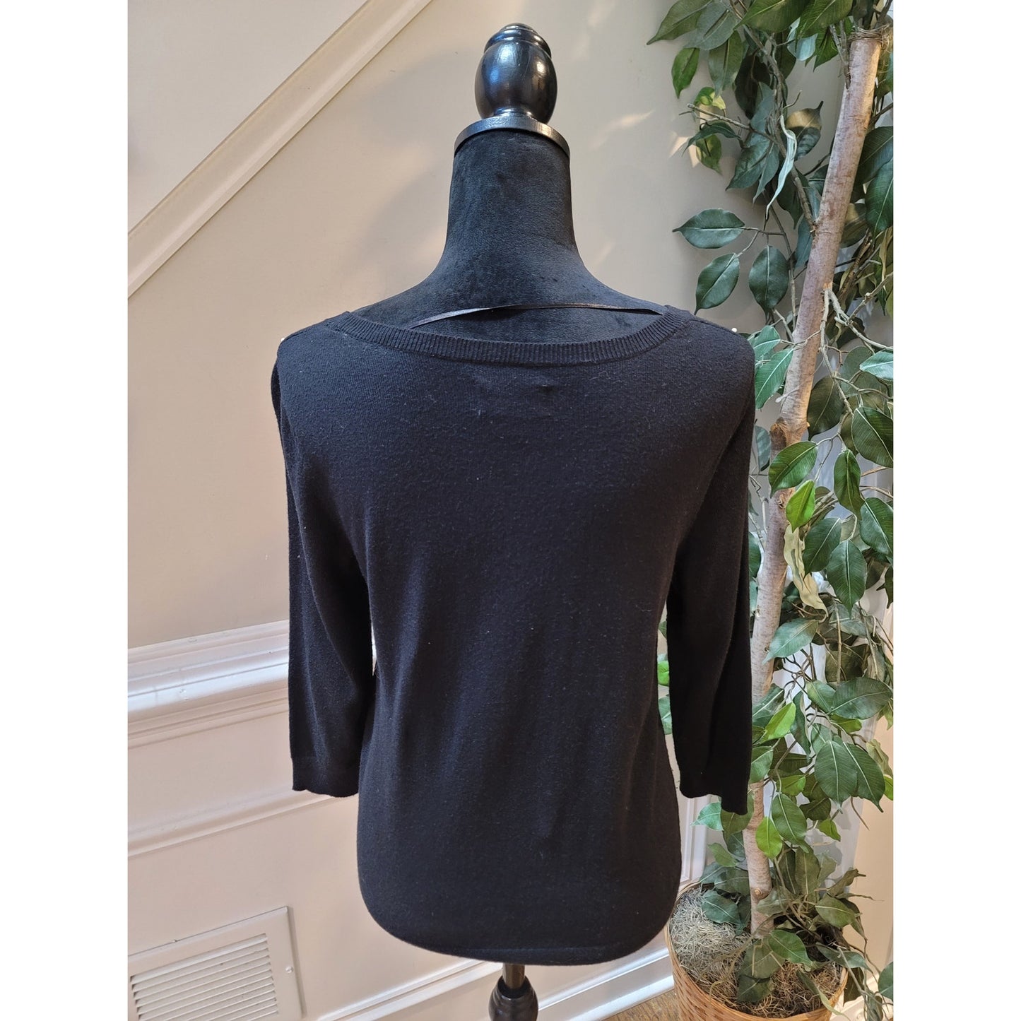 ELLE Sweater Women's Medium Black Pearl Embellished 34 Sleeve Pullover Knit