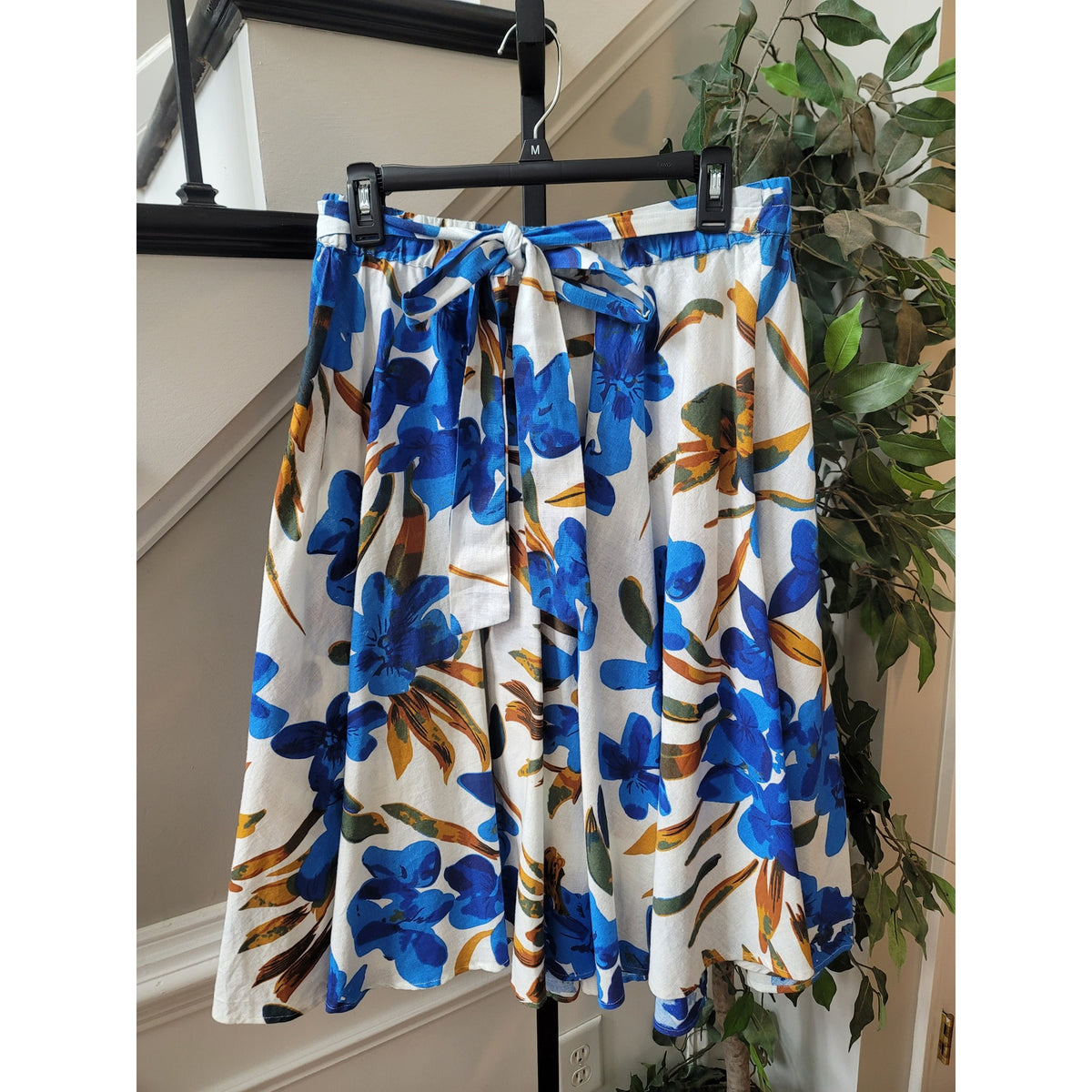 Flint & Moss A-Line Skirt Women's Medium Multicolor Floral Tie Belt Curved Hem
