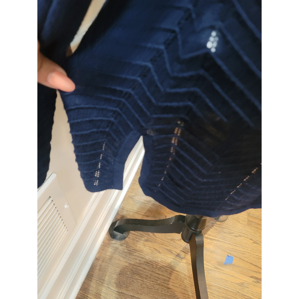 White House Black Market Tunic Sweater Womens Small Blue Zigzag Knit Long Sleeve
