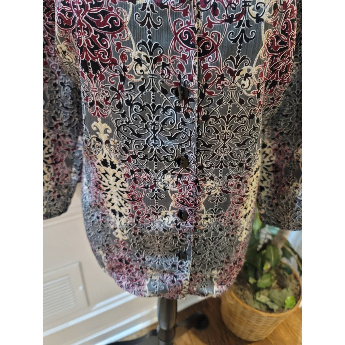 George Blouse Top Women's SZ 2X Multicolor Damask Button Up Collar Long Sleeves