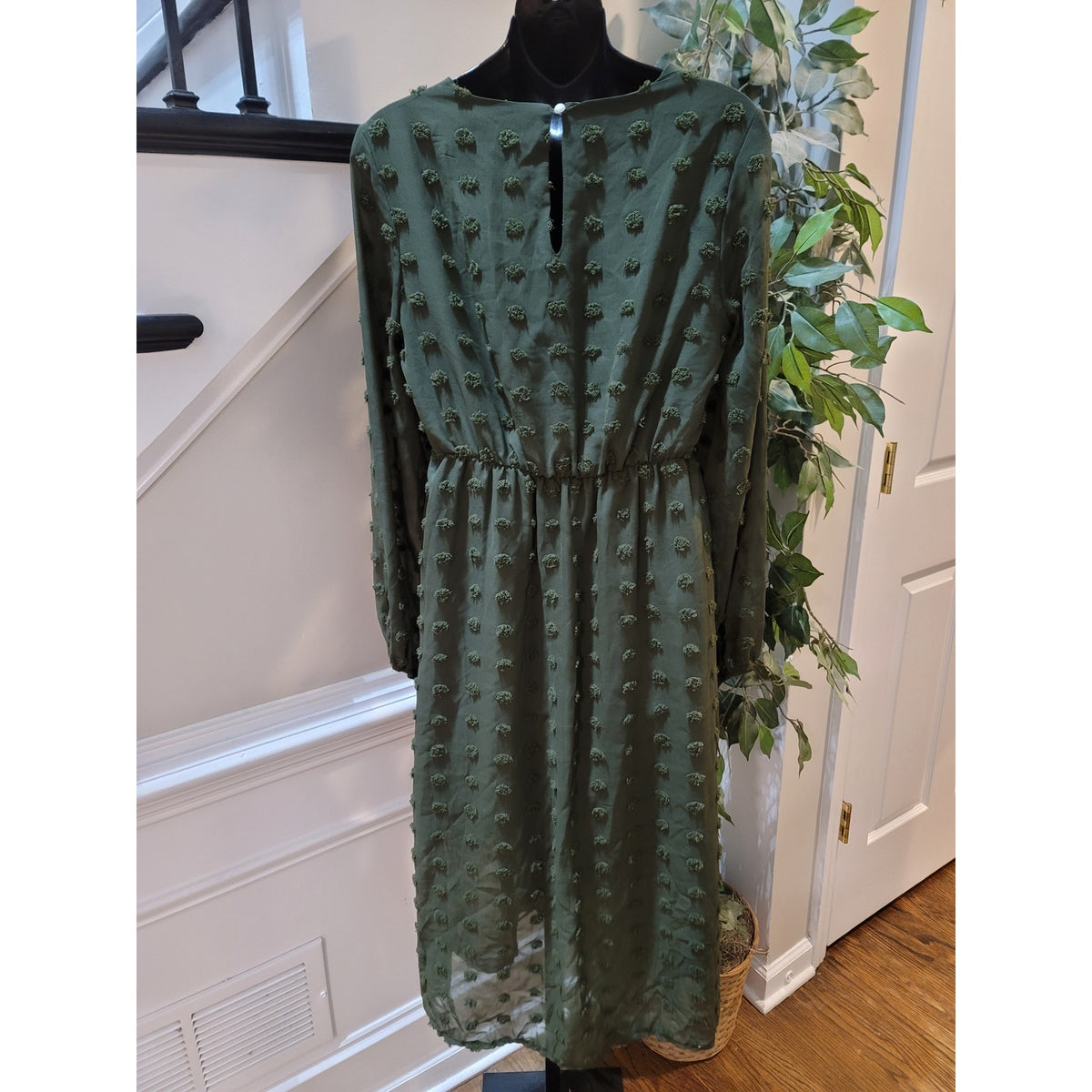 Midi Dress Women's Size Medium Army Green Polyester Blend Long Balloon Sleeves