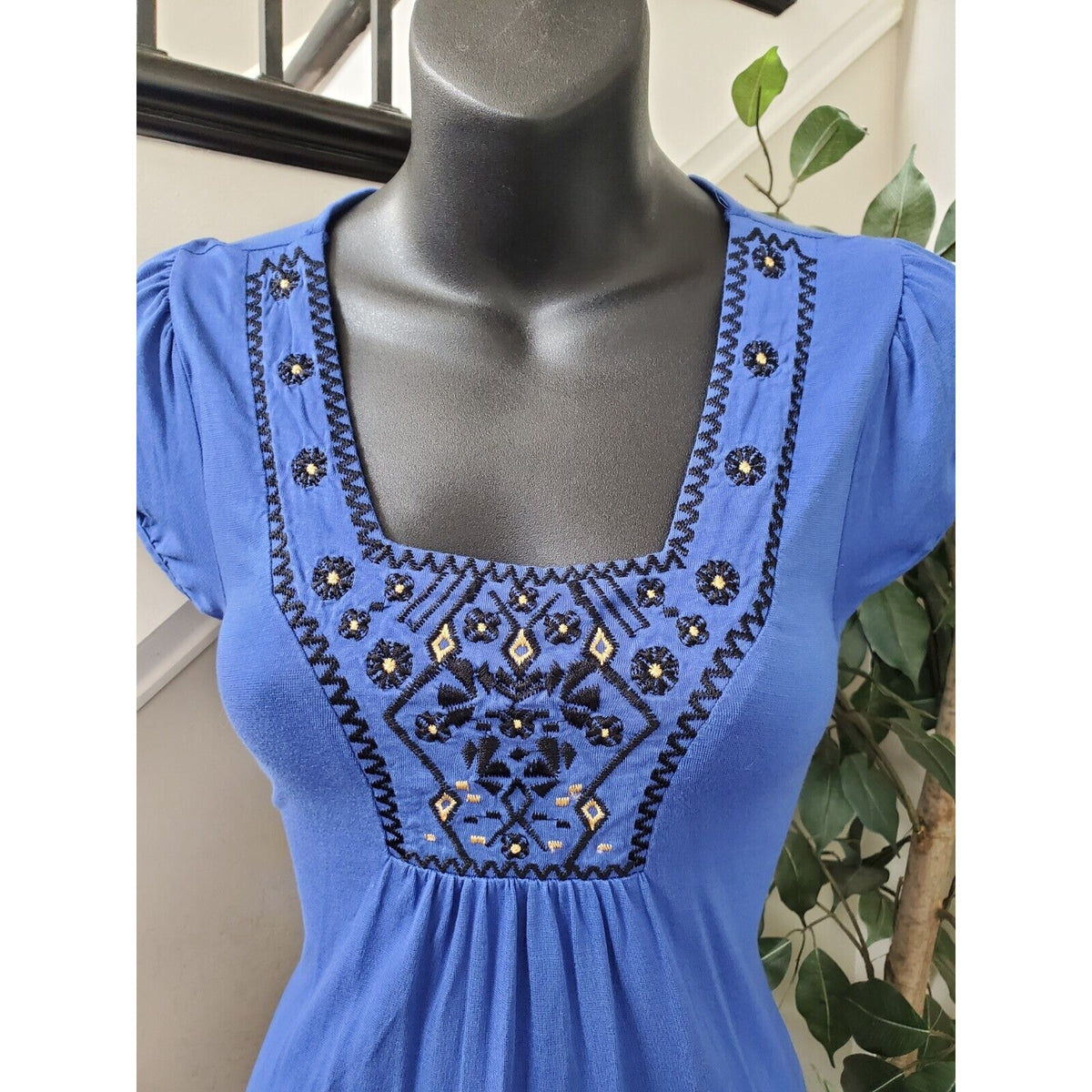 Sam & Max Women Blue Solid Viscose Square Neck Short Sleeve Knee Length Dress 8