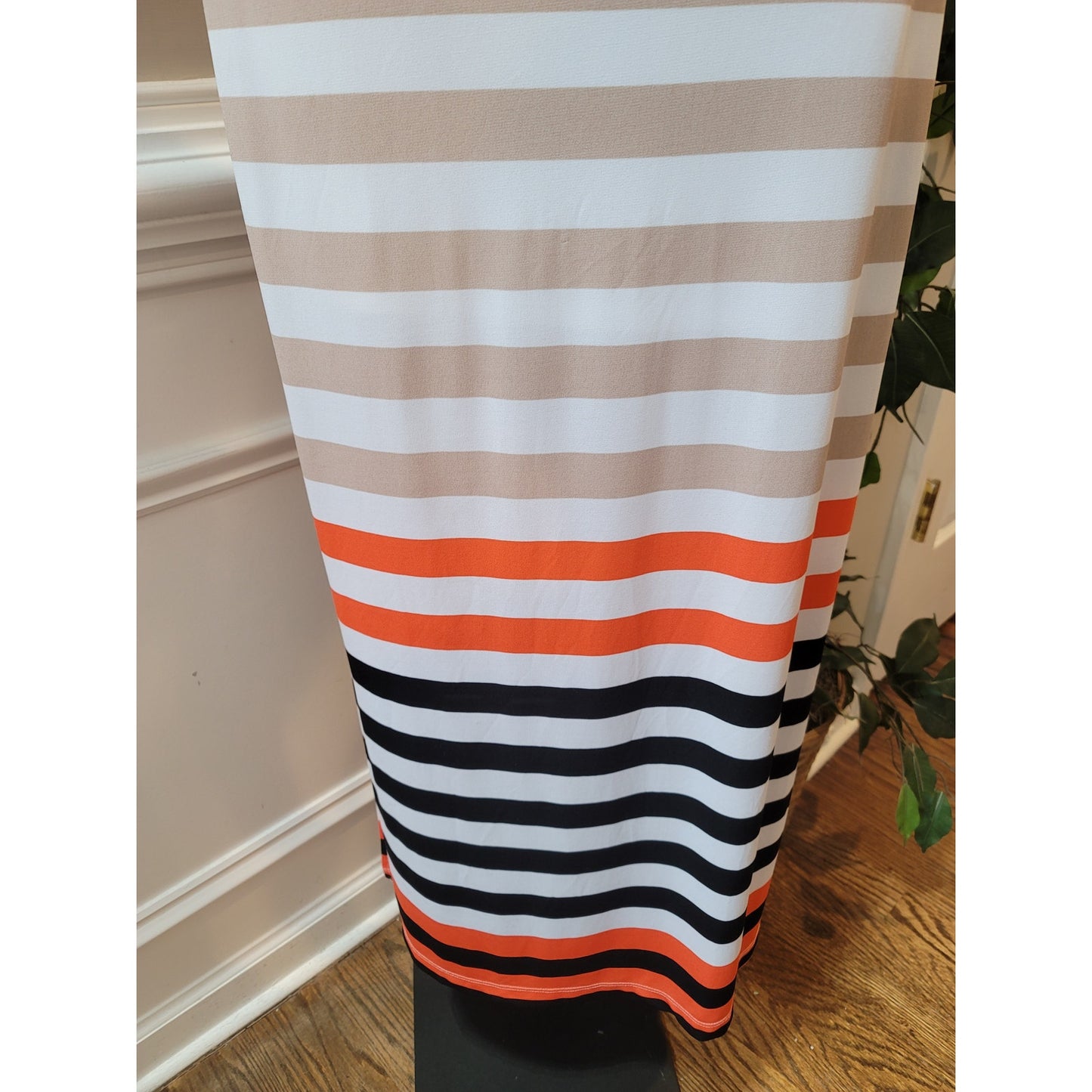 Jessica Howard Maxi Dress Women’s Small Black Orange White Striped Sleeveless