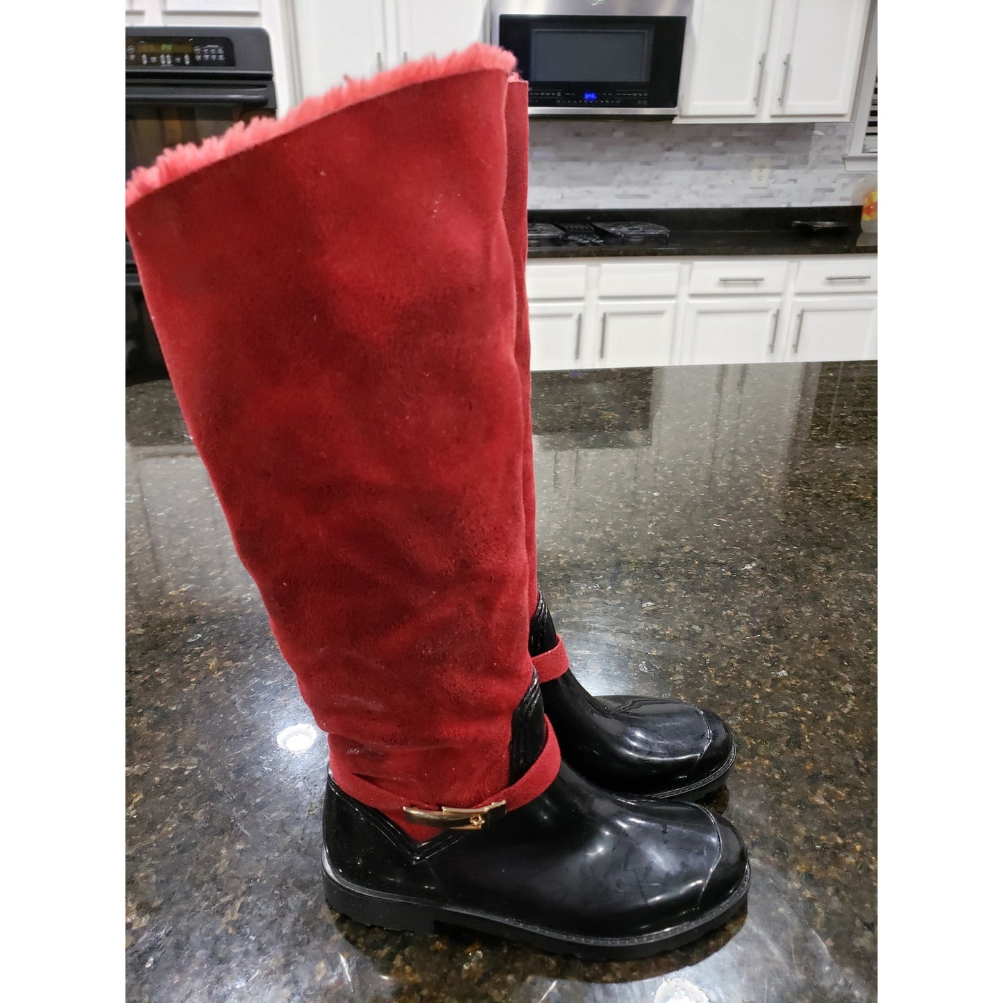 Womens Boots Size 8 Black & Red Patent Leather Comfort Buckle Round Toe Side Zip